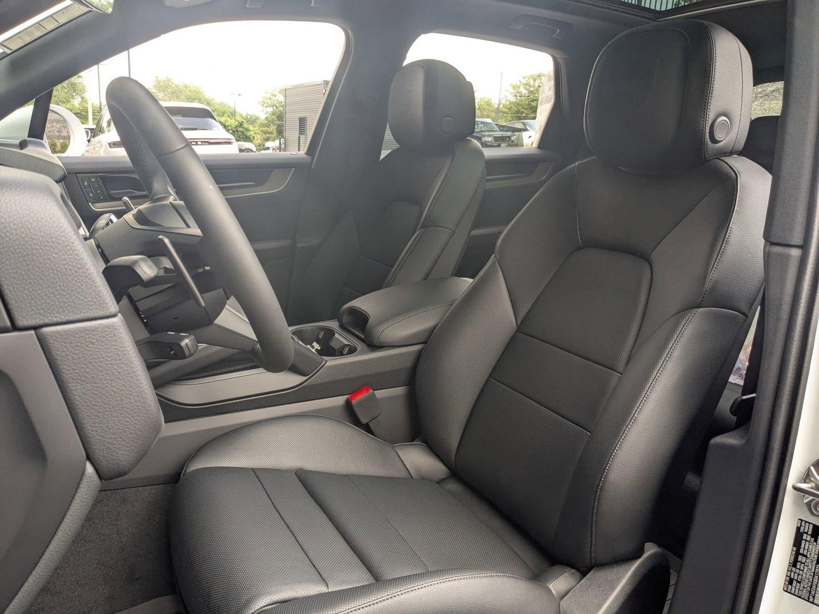 2025 Porsche Cayenne E-Hybrid AWD