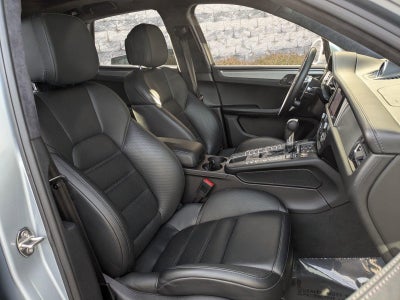 2020 Porsche Macan Turbo AWD