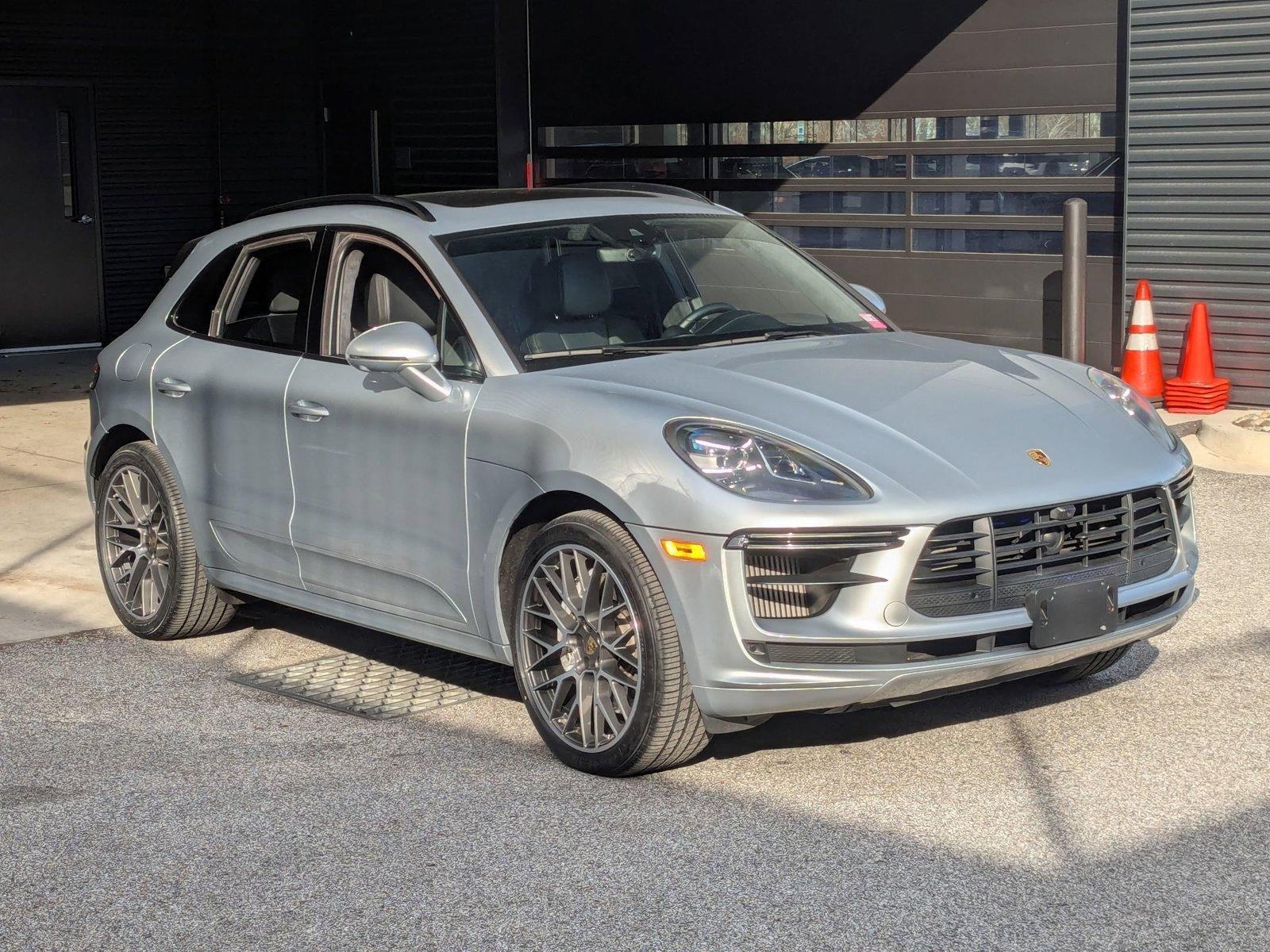 2020 Porsche Macan Turbo AWD