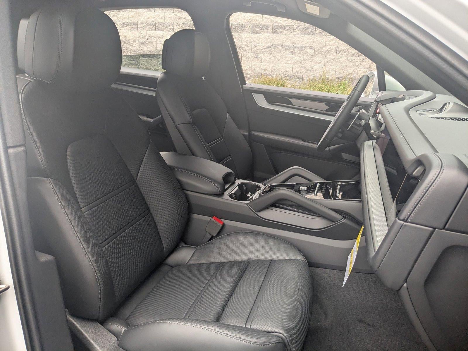 2025 Porsche Cayenne S AWD