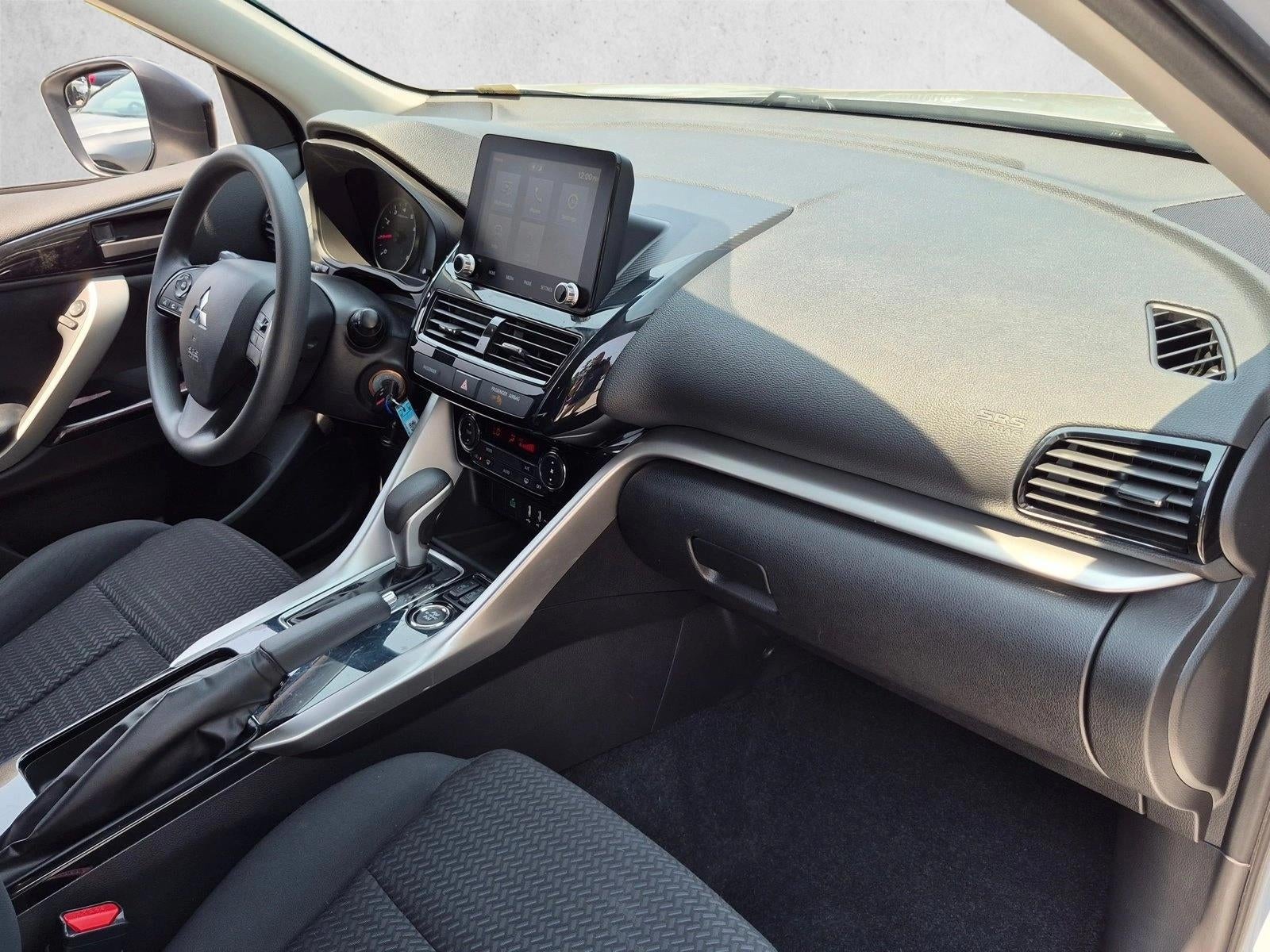 2022 Mitsubishi Eclipse Cross LE