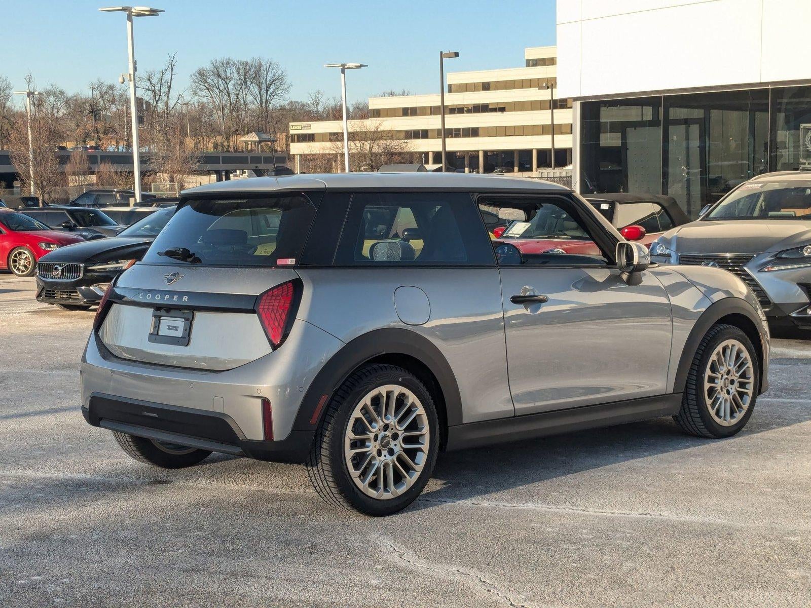 2025 MINI Cooper Hardtop 2 Door Iconic Base