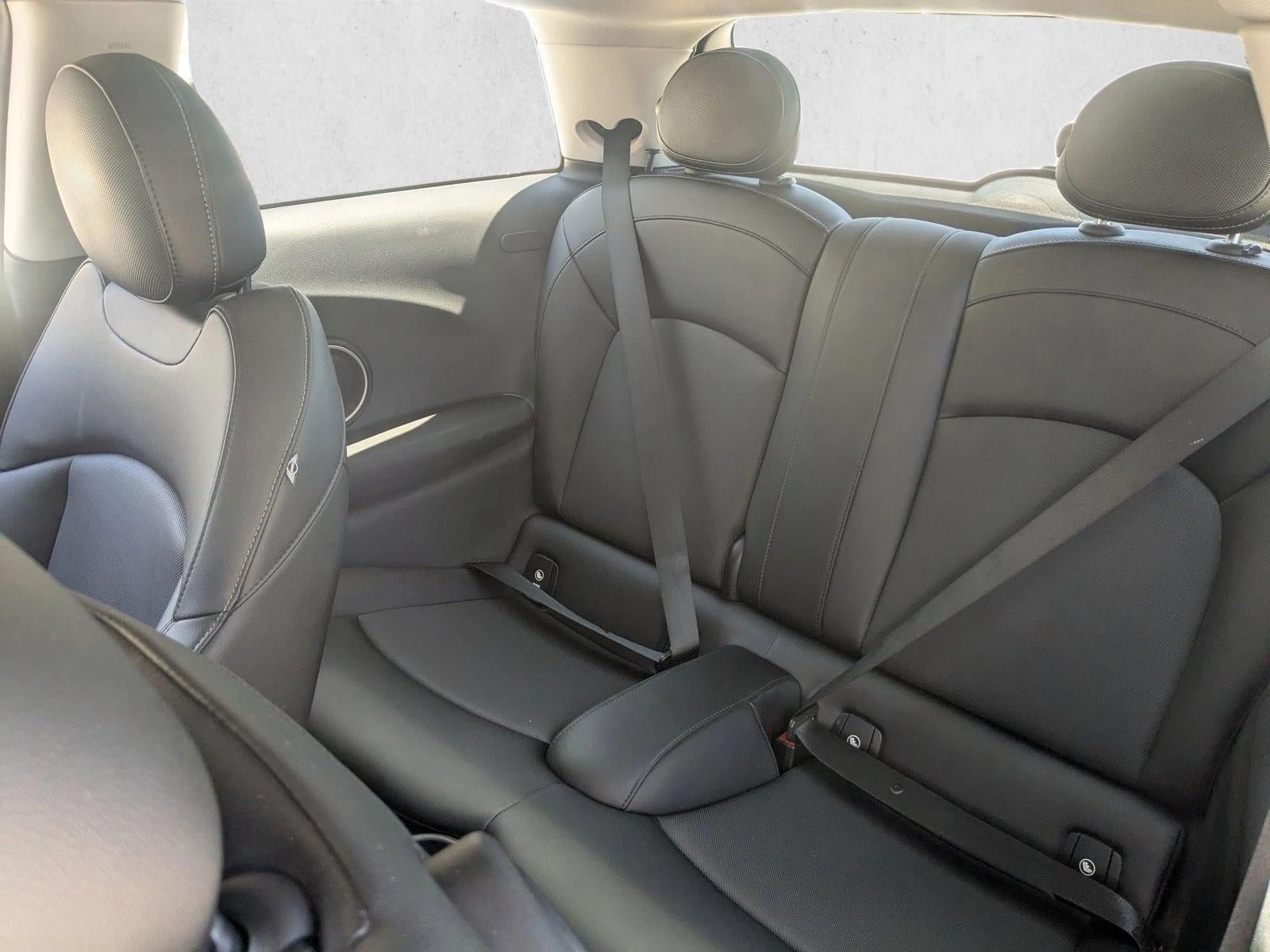 2015 MINI Cooper S Hardtop Base