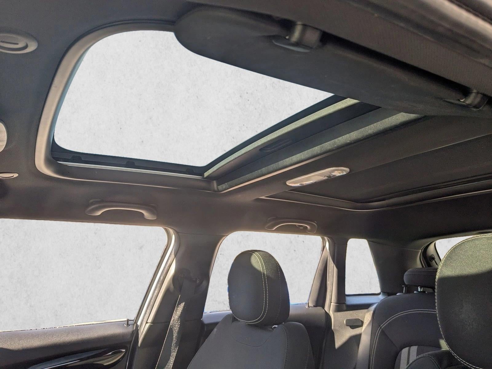 2016 MINI Hardtop 4 Door Cooper