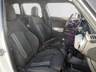 2016 MINI Cooper Hardtop 4 Door Base