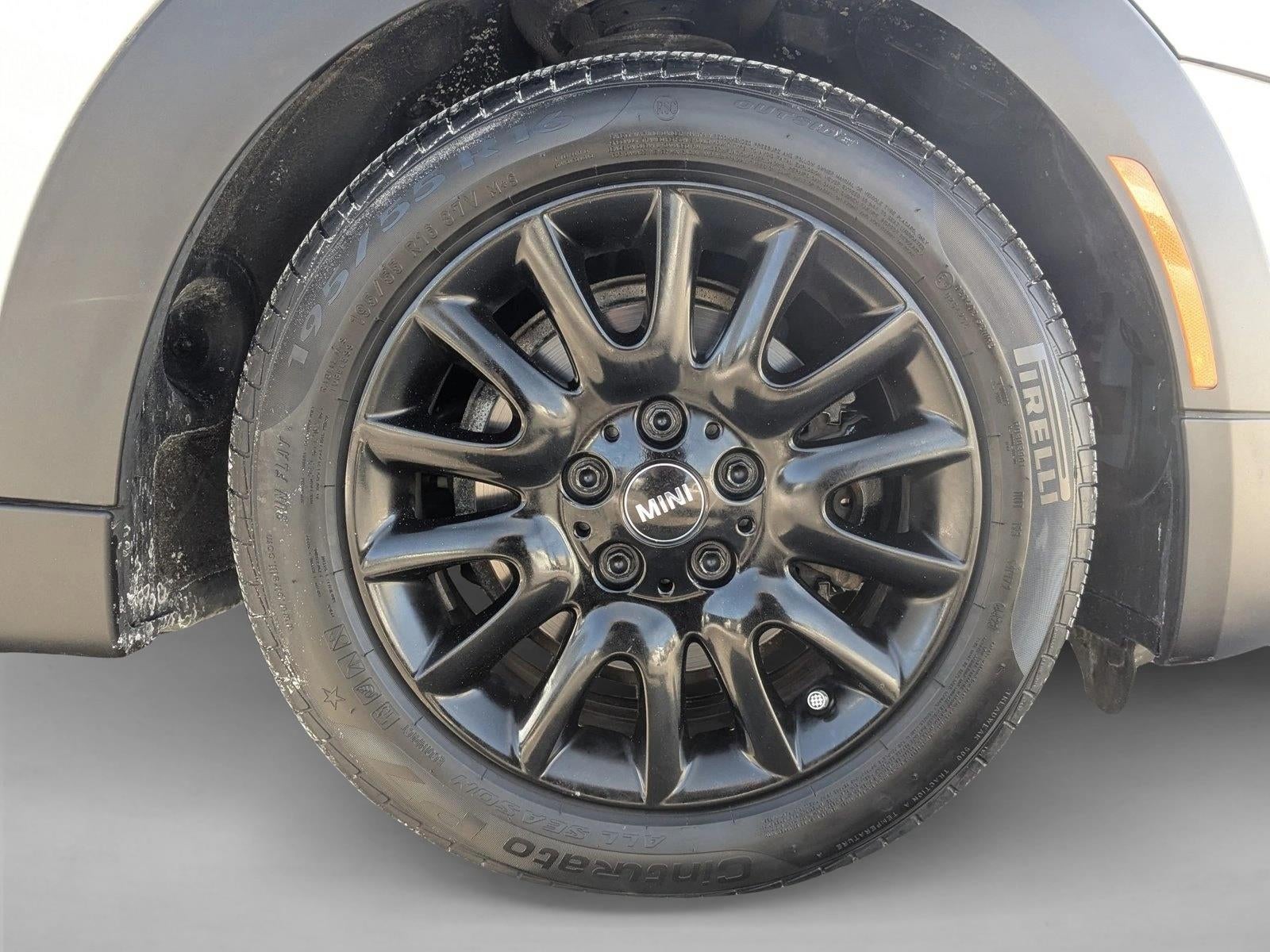 2016 MINI Cooper Hardtop 4 Door Base