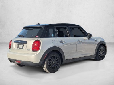 2016 MINI Hardtop 4 Door Cooper
