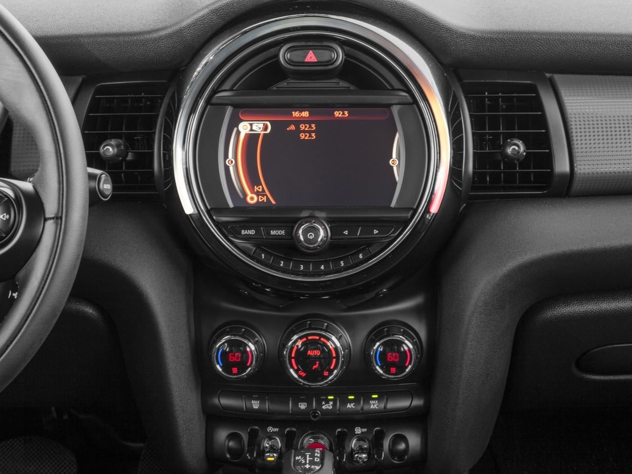 2016 MINI Hardtop 4 Door Cooper