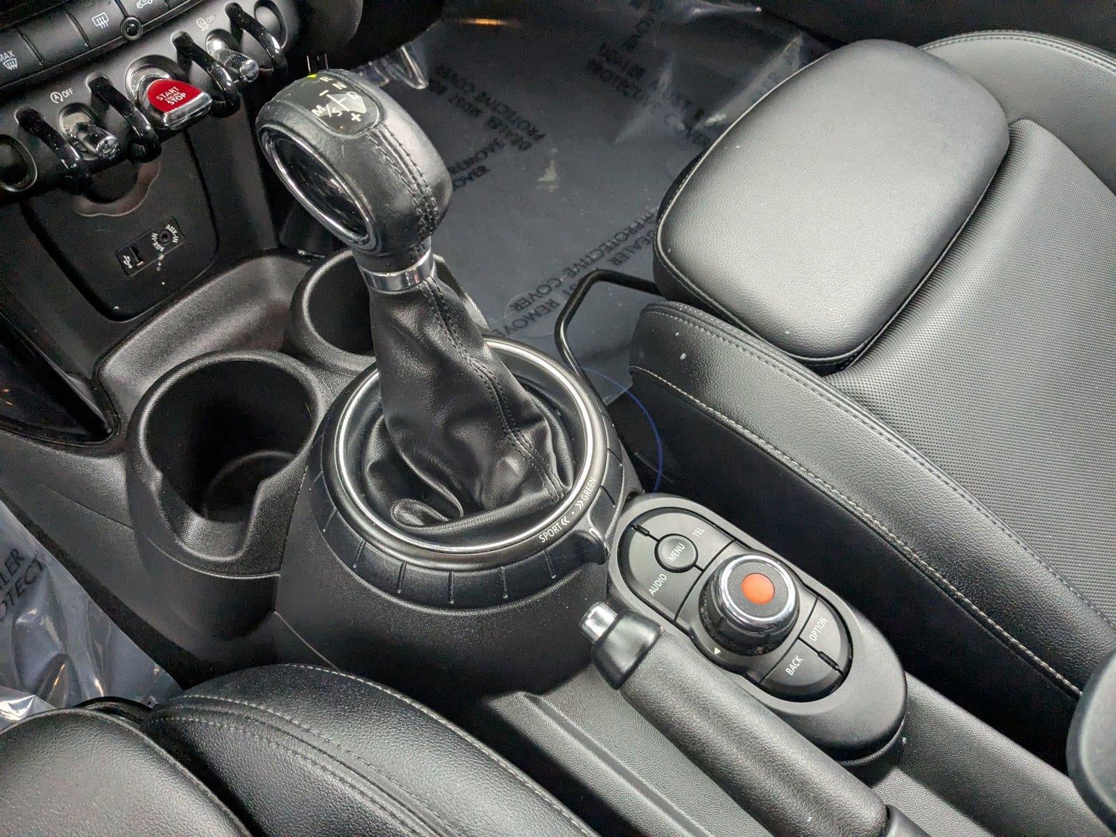 2016 MINI Cooper S Hardtop 4 Door Base