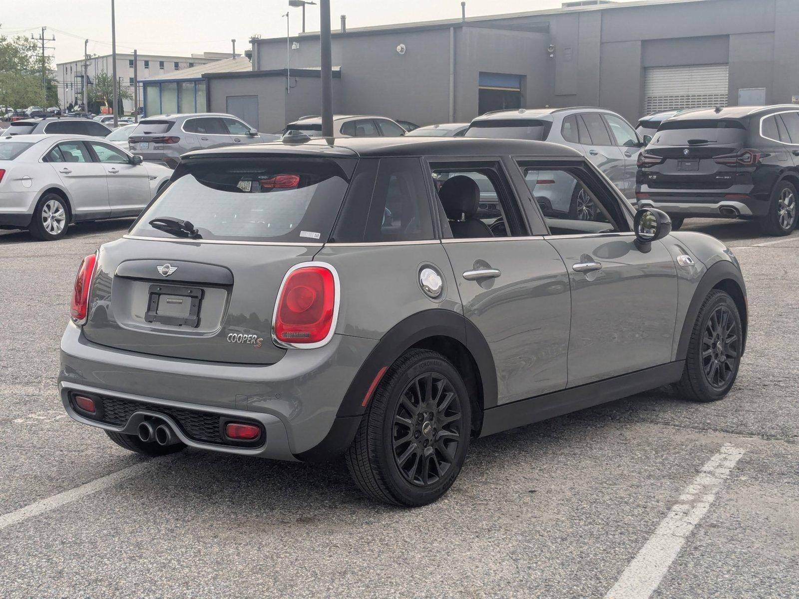 2016 MINI Cooper S Hardtop 4 Door Base