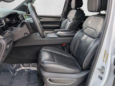 2024 Jeep Grand Wagoneer L Series II 4x4