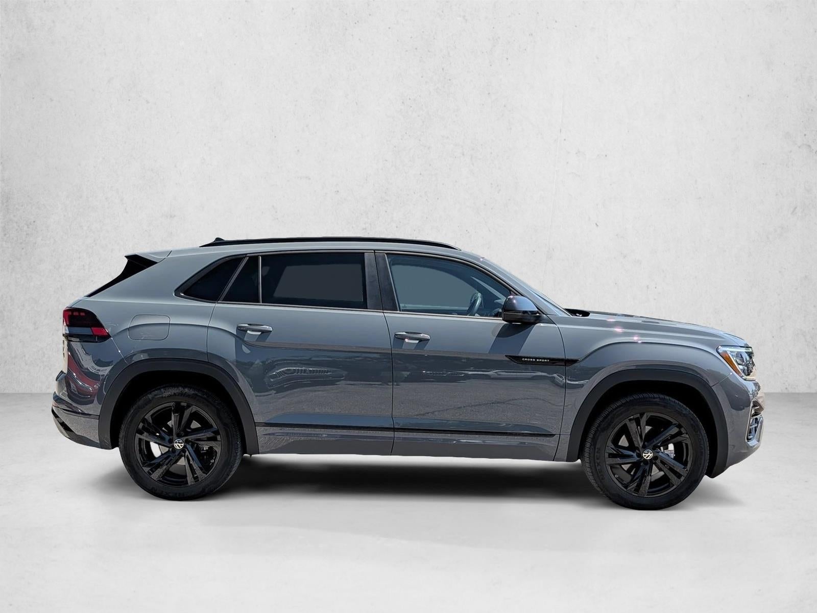 2025 Volkswagen Atlas Cross Sport 2.0T SEL R-Line Black 4MOTION