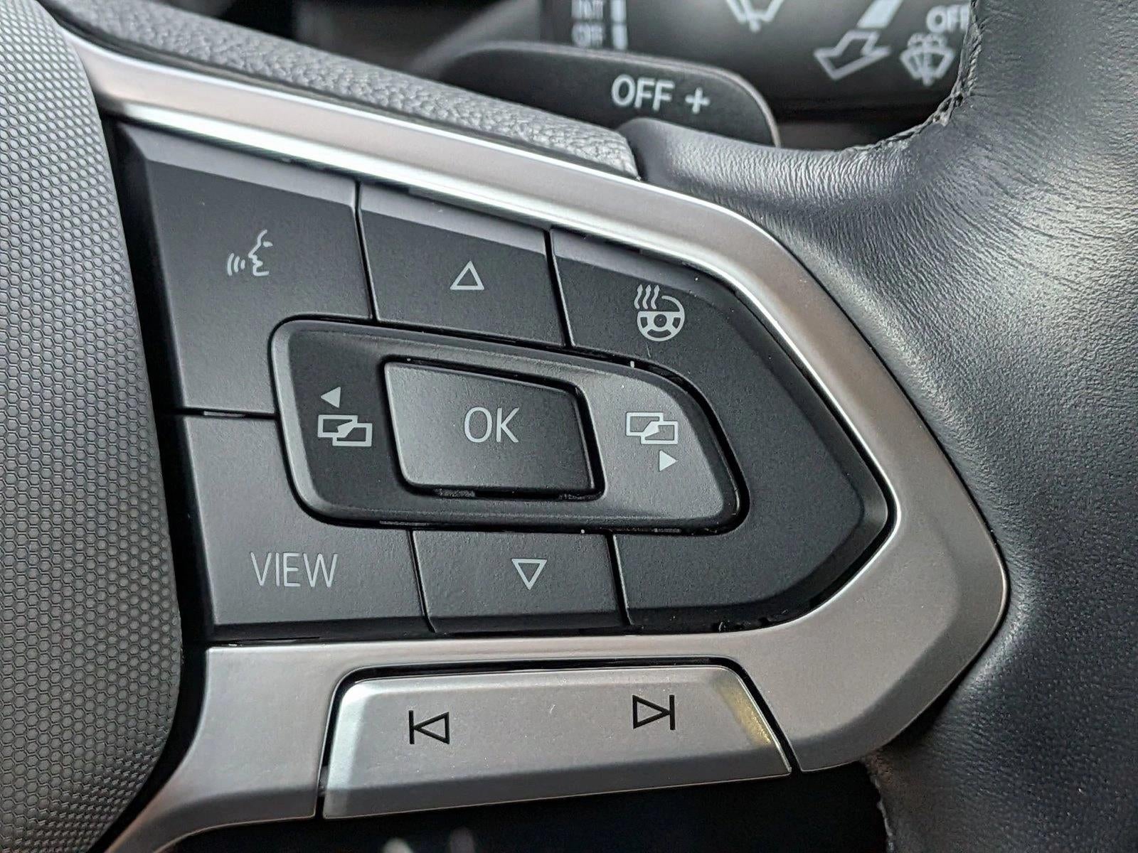 2024 Volkswagen Atlas Cross Sport 2.0T SEL Premium R-Line 4MOTION