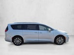 2024 Chrysler Pacifica Hybrid Pinnacle FWD