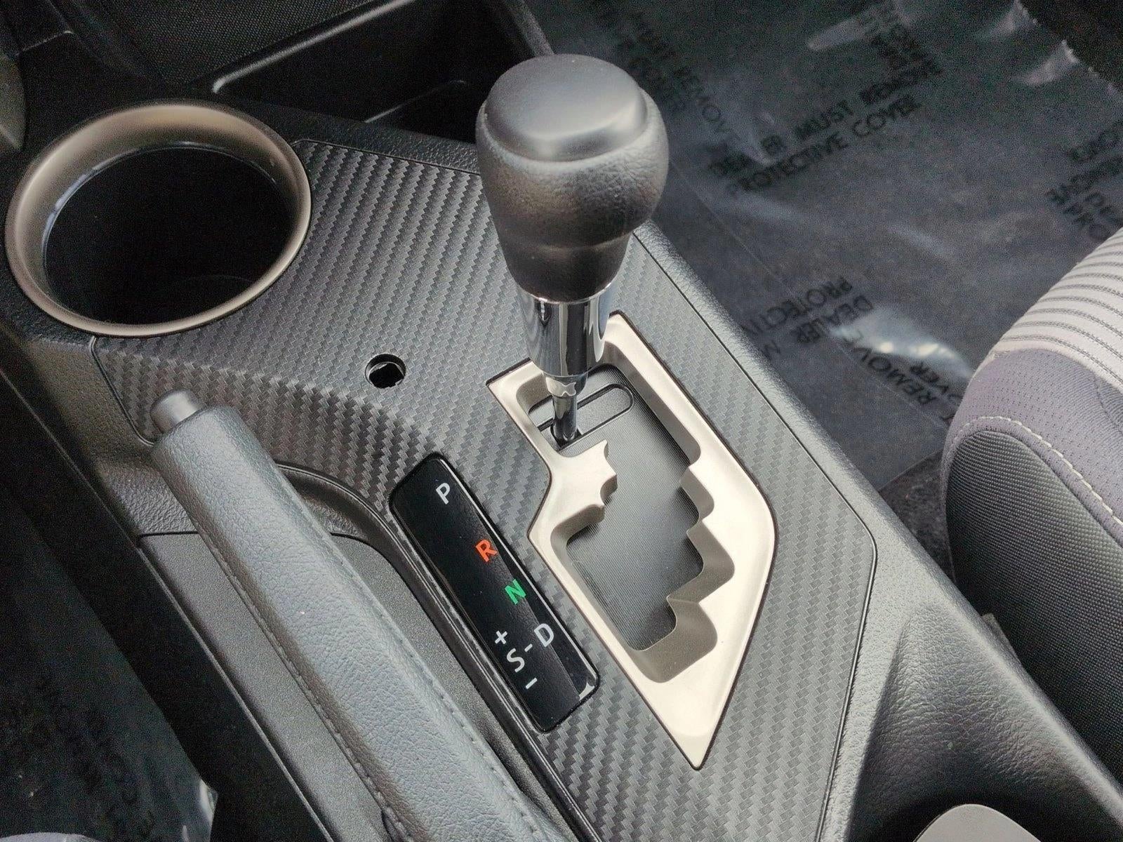 2014 Toyota RAV4 AWD 4dr XLE (Natl)