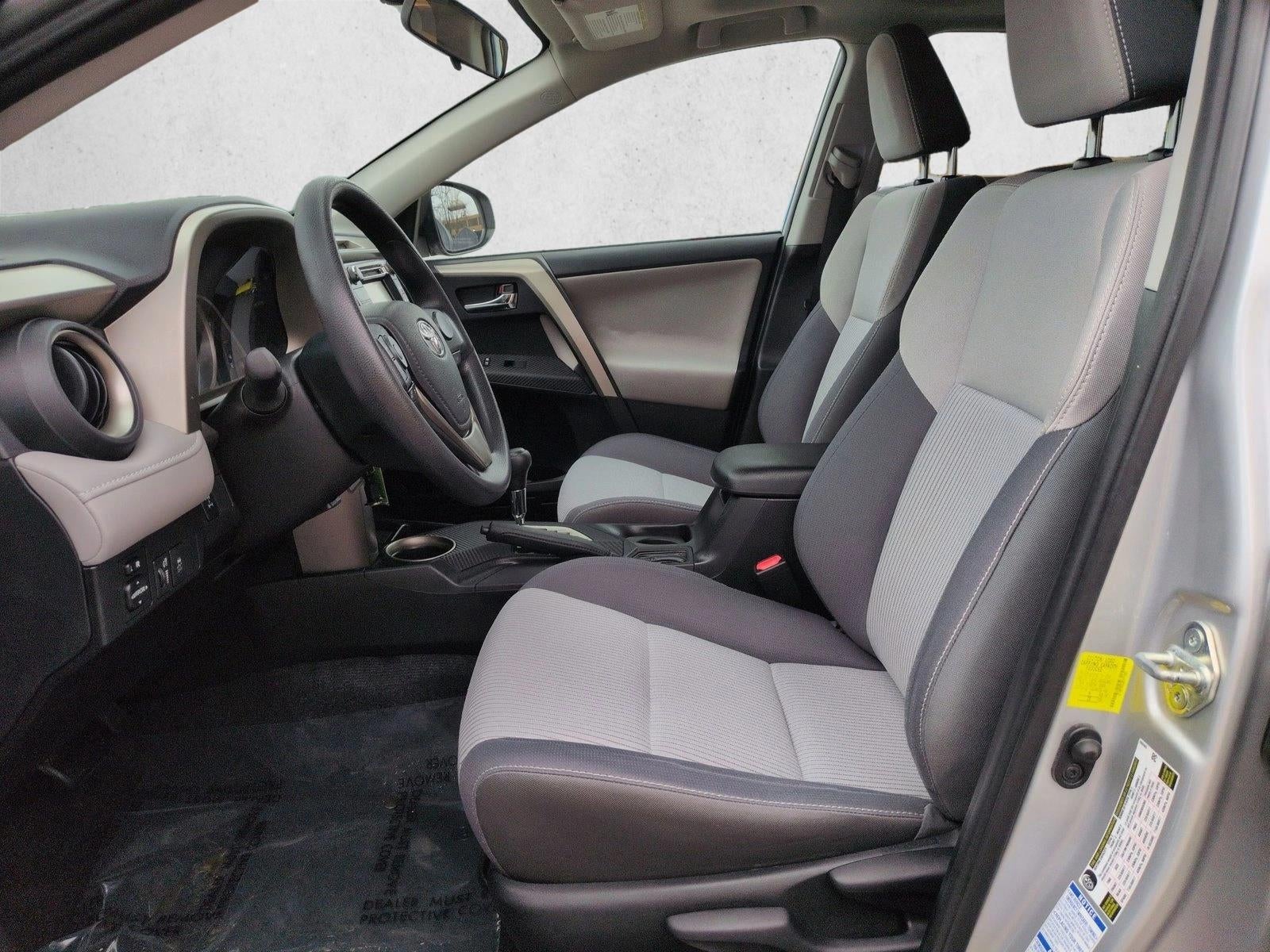 2014 Toyota RAV4 AWD 4dr XLE (Natl)