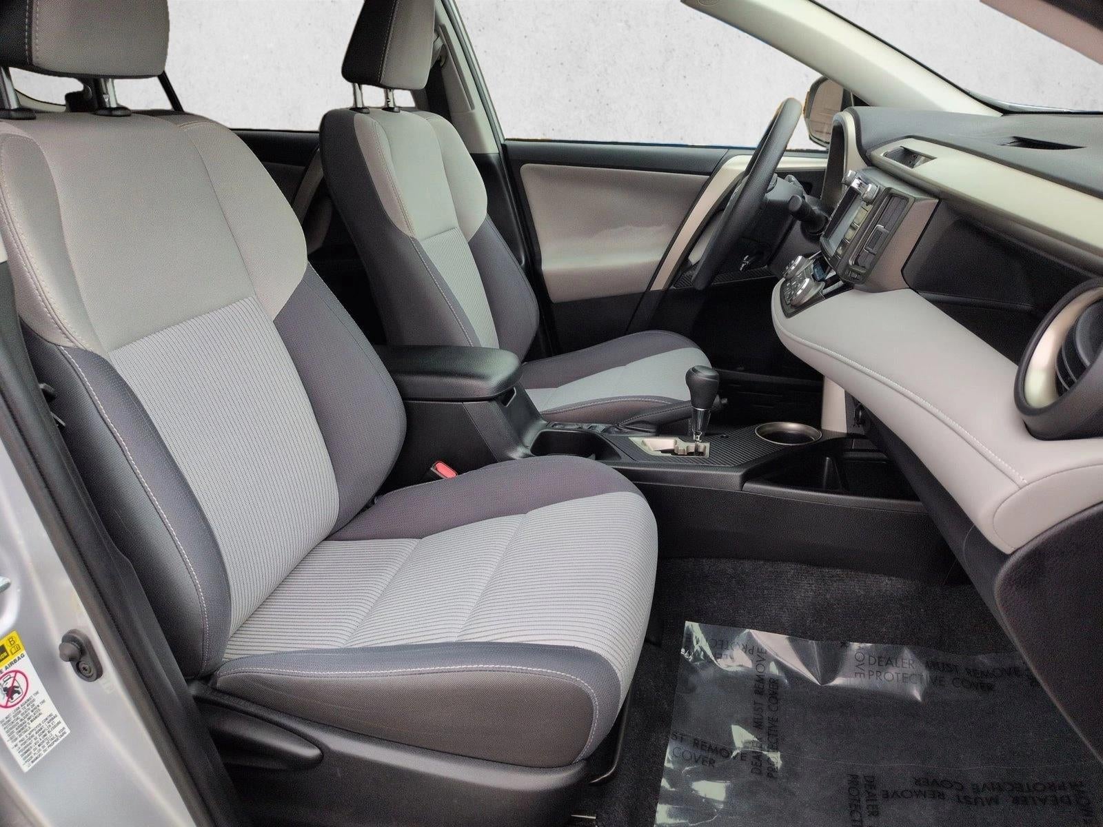 2014 Toyota RAV4 AWD 4dr XLE (Natl)