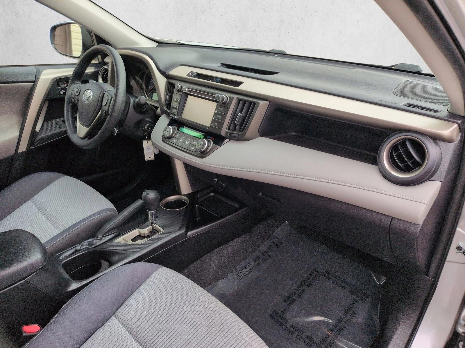 2014 Toyota RAV4 AWD 4dr XLE (Natl)