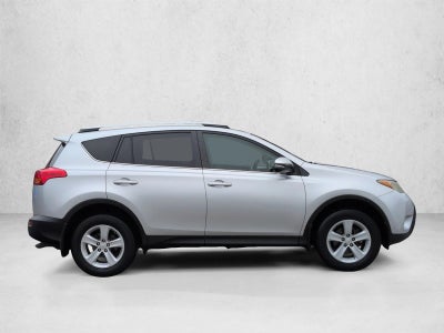 2014 Toyota RAV4 AWD 4dr XLE (Natl)