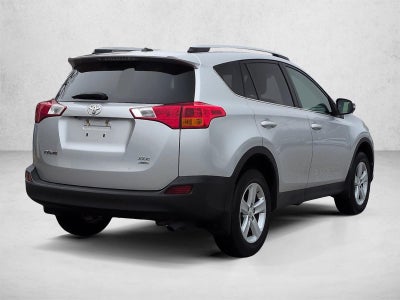2014 Toyota RAV4 AWD 4dr XLE (Natl)