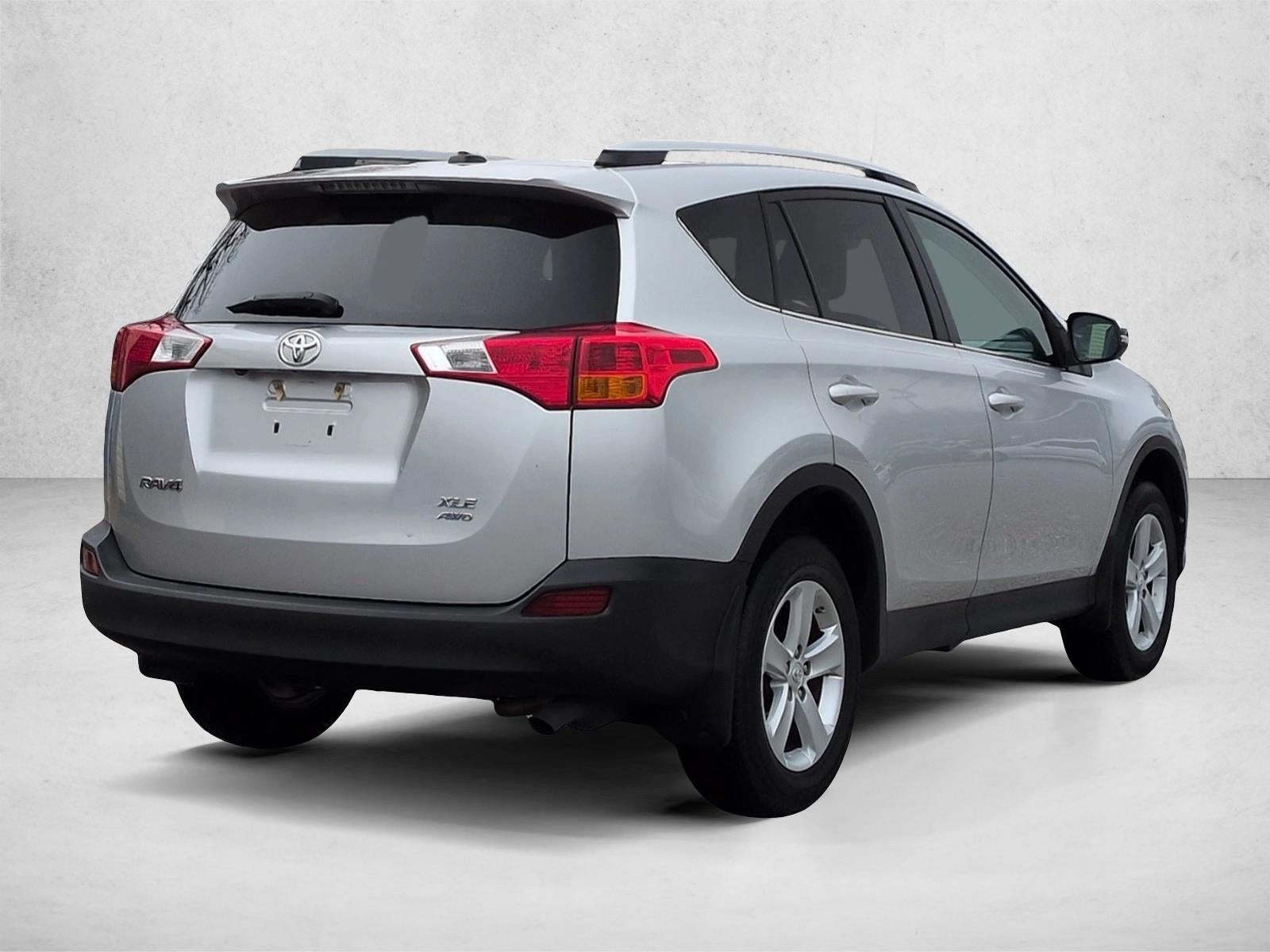 2014 Toyota RAV4 AWD 4dr XLE (Natl)