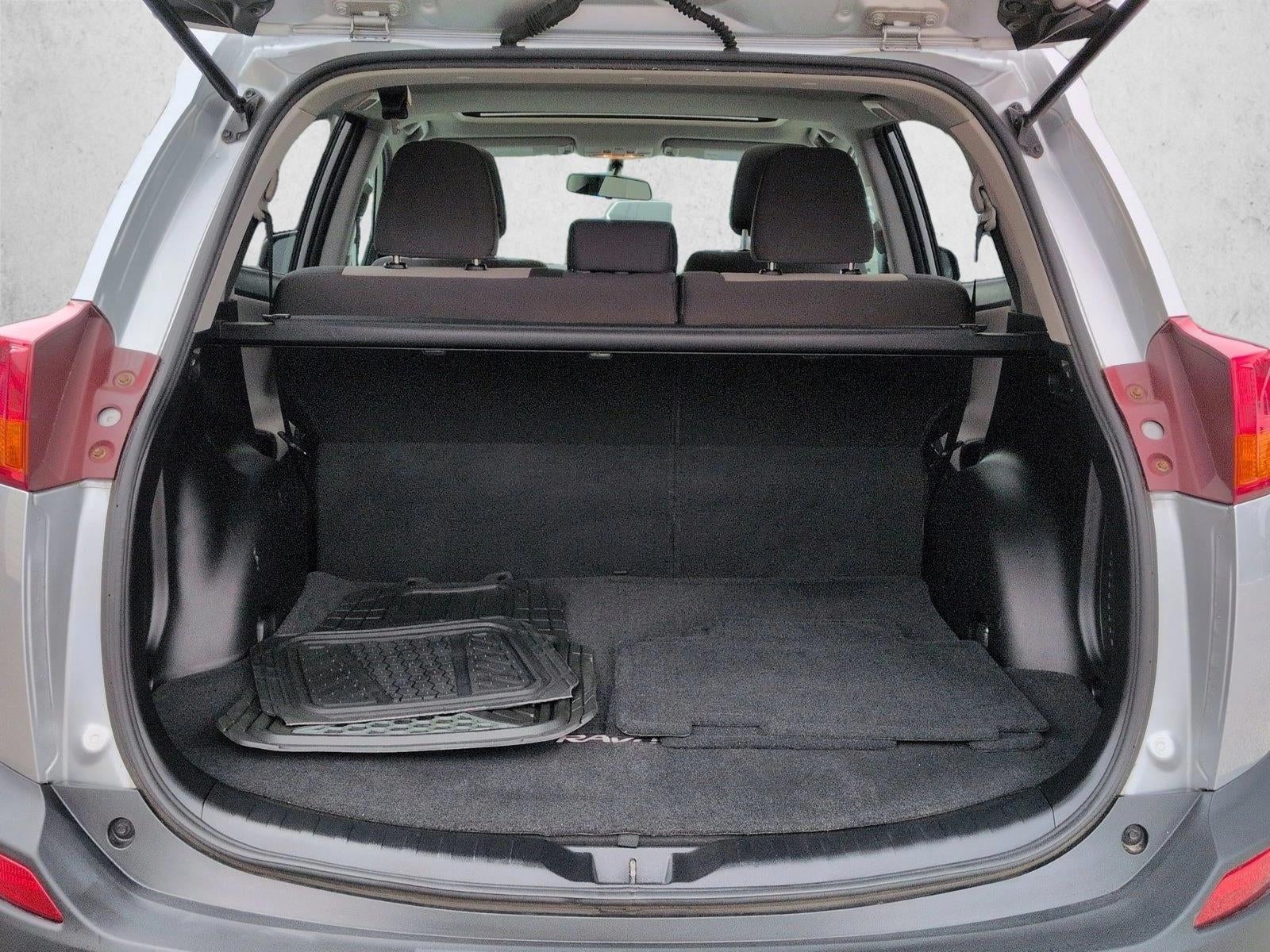 2014 Toyota RAV4 AWD 4dr XLE (Natl)