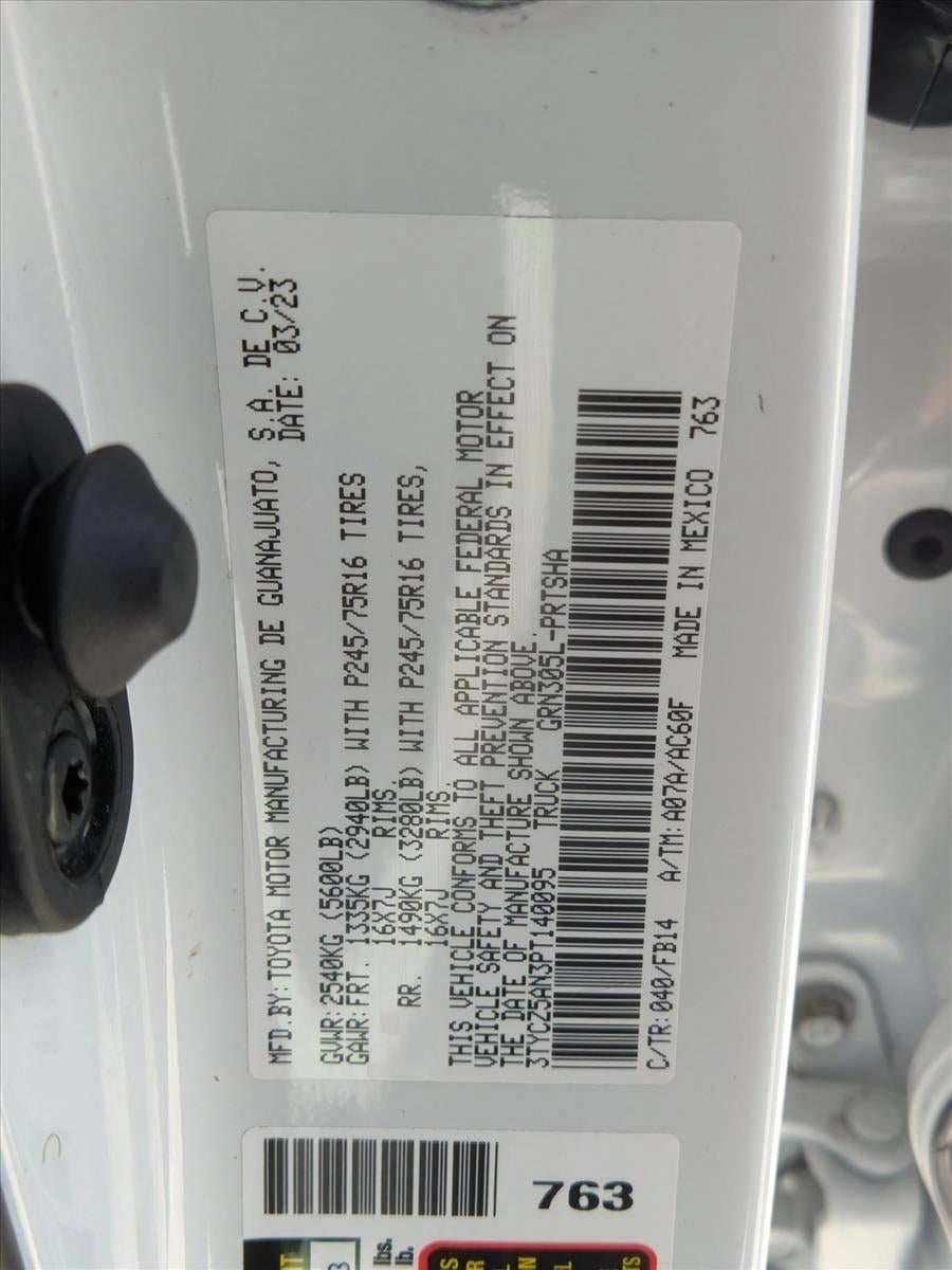 2023 Toyota Tacoma 4WD 4WD SR Double Cab 5' Bed V6 AT (Natl)
