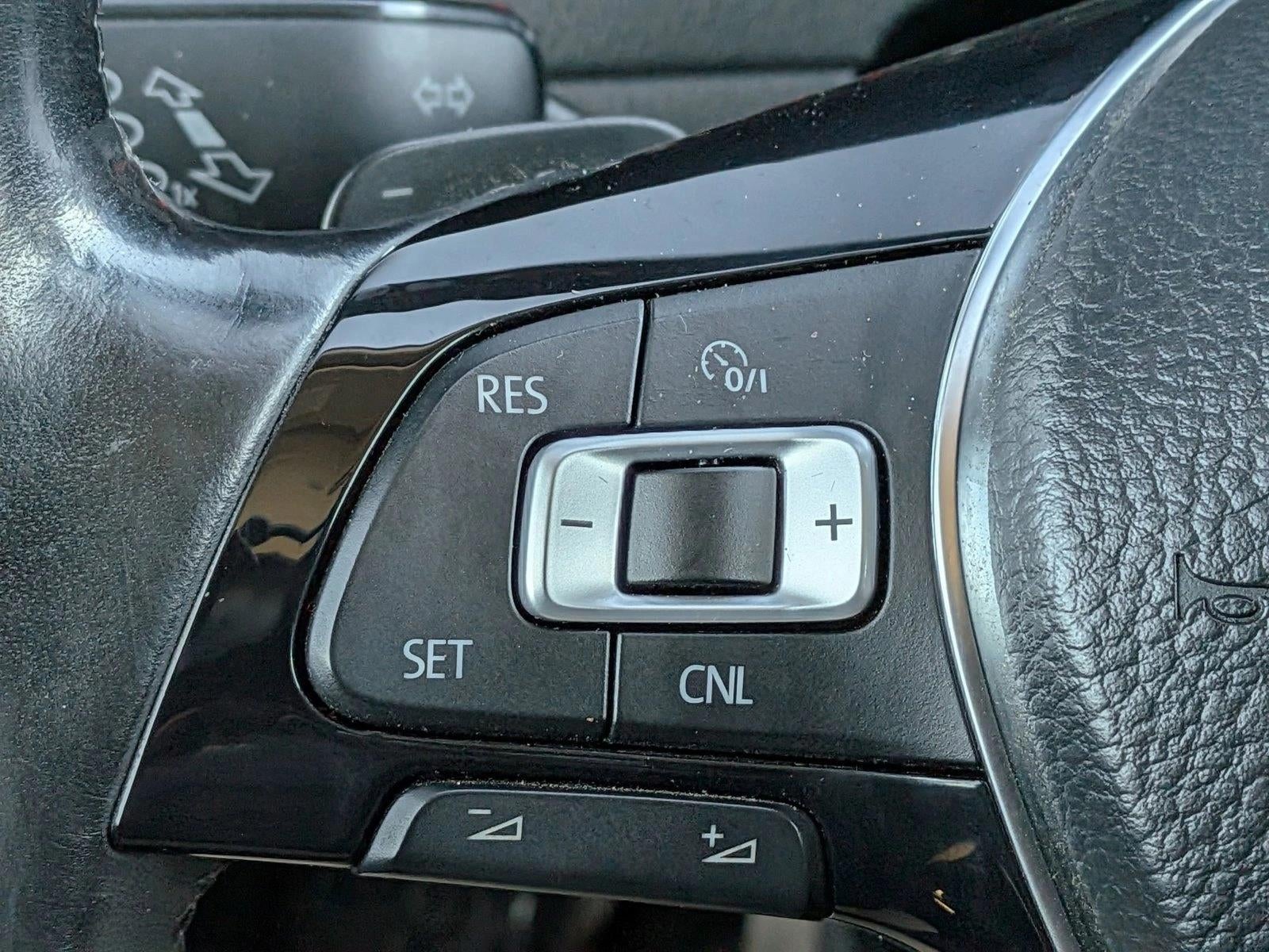 2015 Volkswagen Golf 4dr HB Auto TSI S