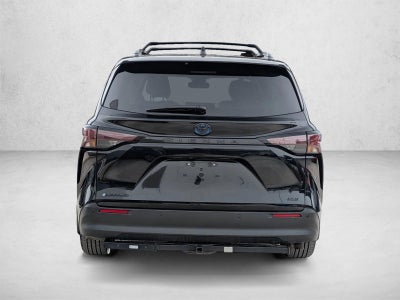 2025 Toyota Sienna Woodland Edition AWD 7-Passenger (Natl)