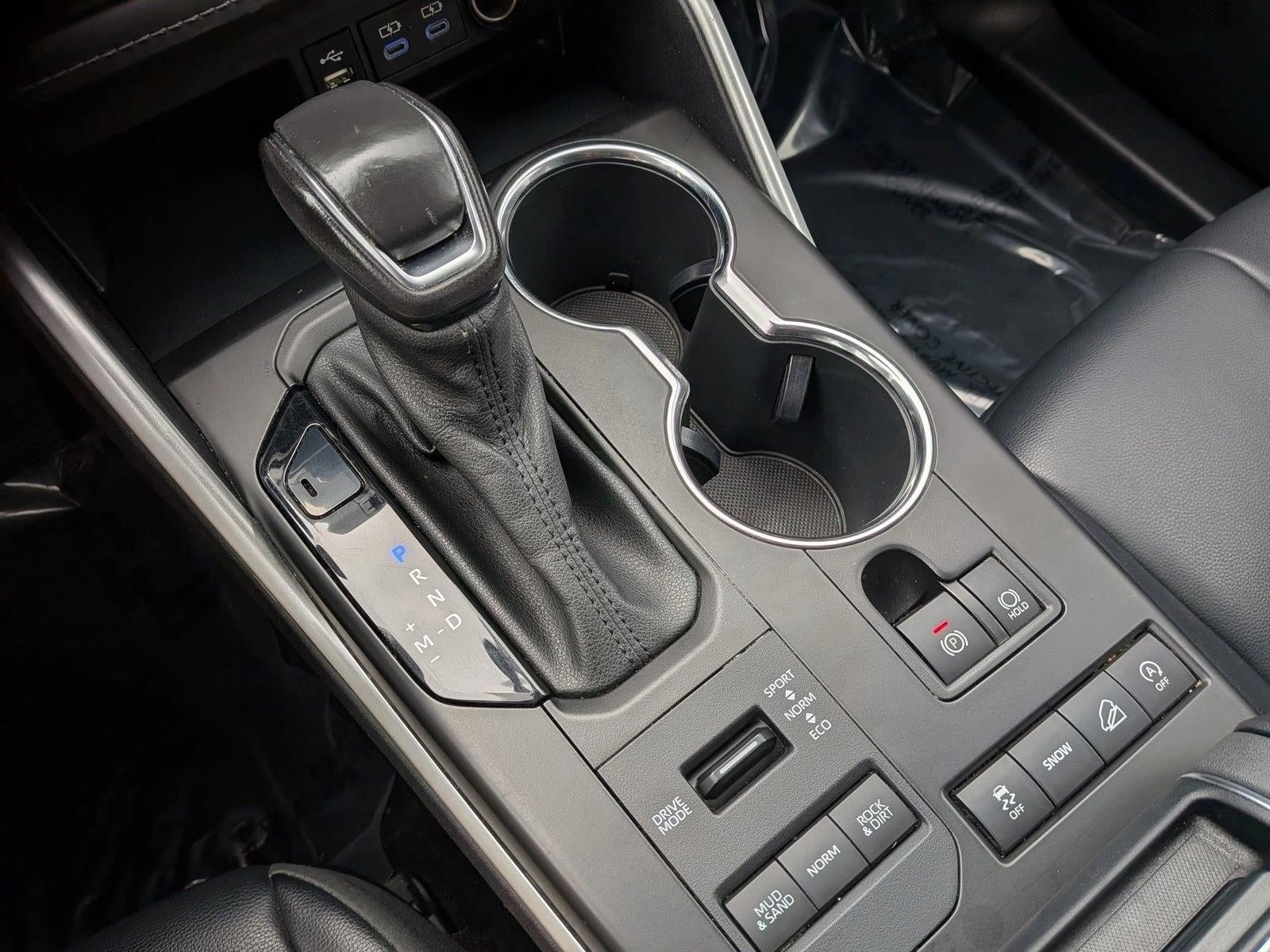 2022 Toyota Highlander XLE AWD (Natl)