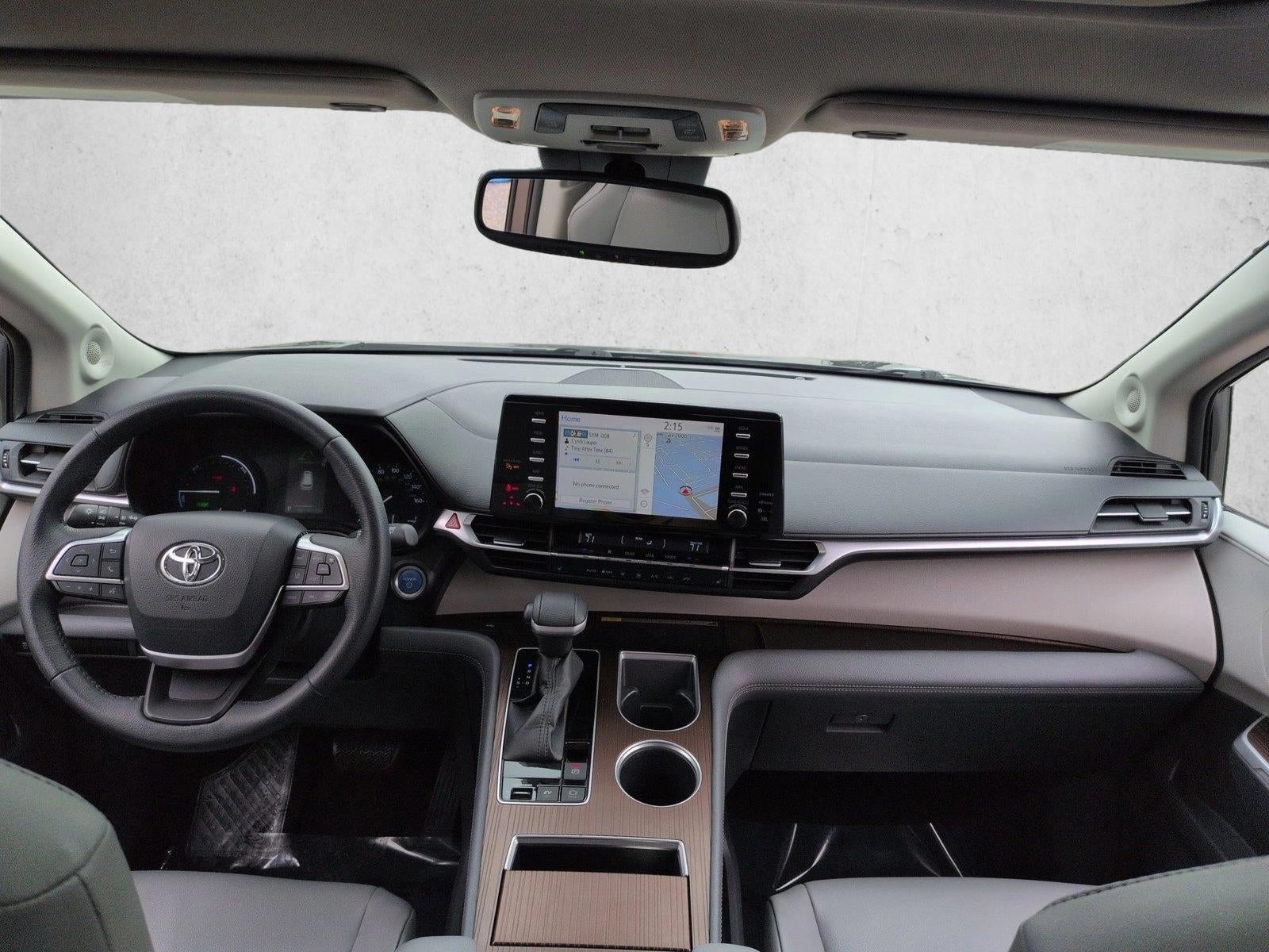 2022 Toyota Sienna XLE FWD 8-Passenger (Natl)