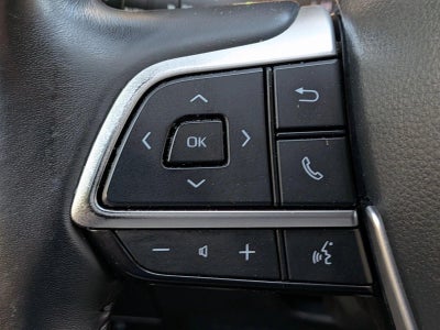 2023 Toyota Highlander XLE FWD (Natl)