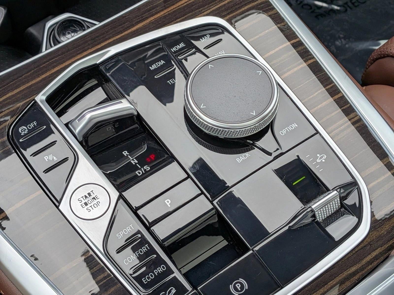 2024 BMW X7 xDrive40i Sports Activity Vehicle