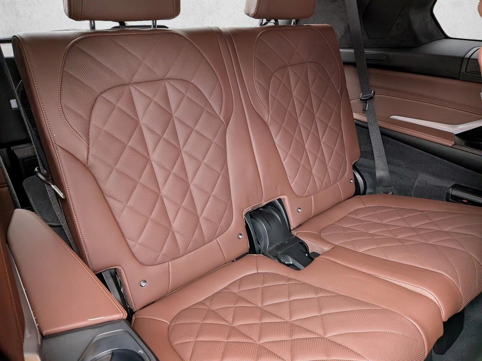 2024 BMW X7 xDrive40i Sports Activity Vehicle