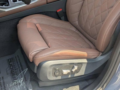 2026 BMW X7 xDrive40i Sports Activity Vehicle