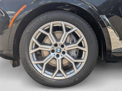 2026 BMW X7 xDrive40i Sports Activity Vehicle