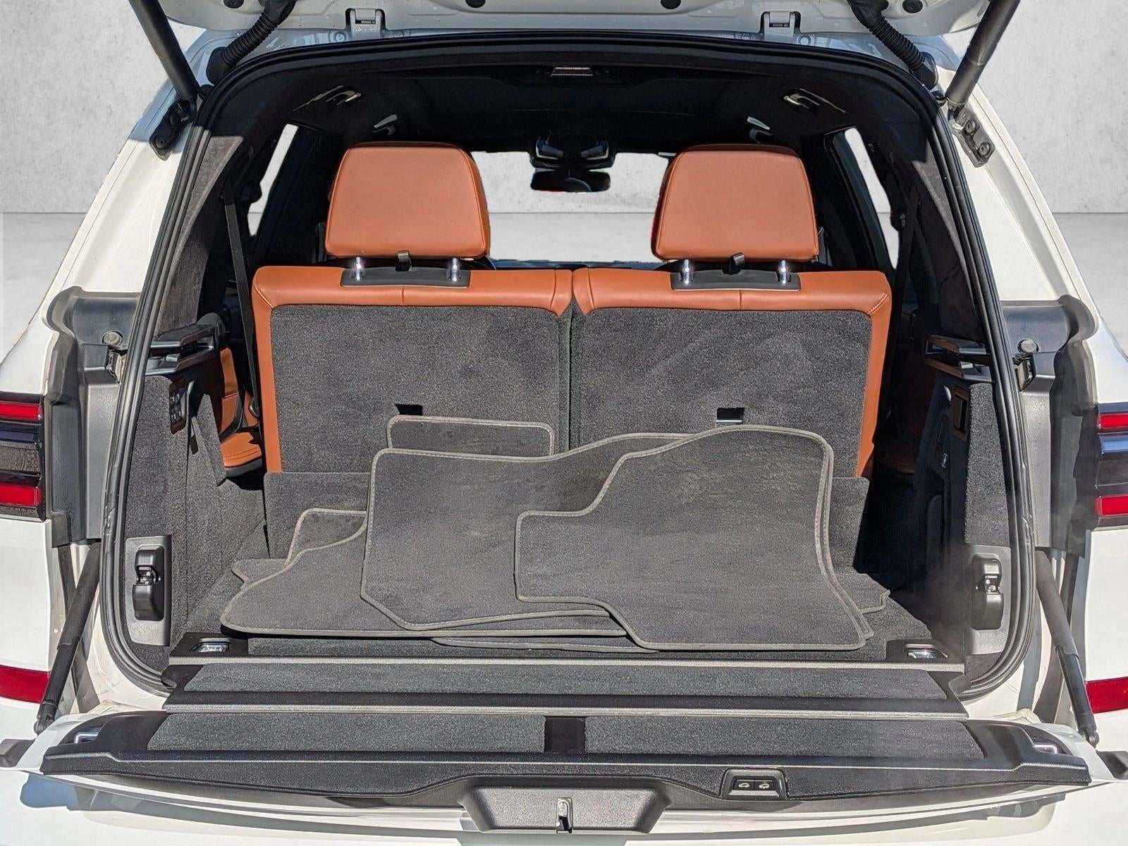 2024 BMW X7 M60i Sports Activity Vehicle