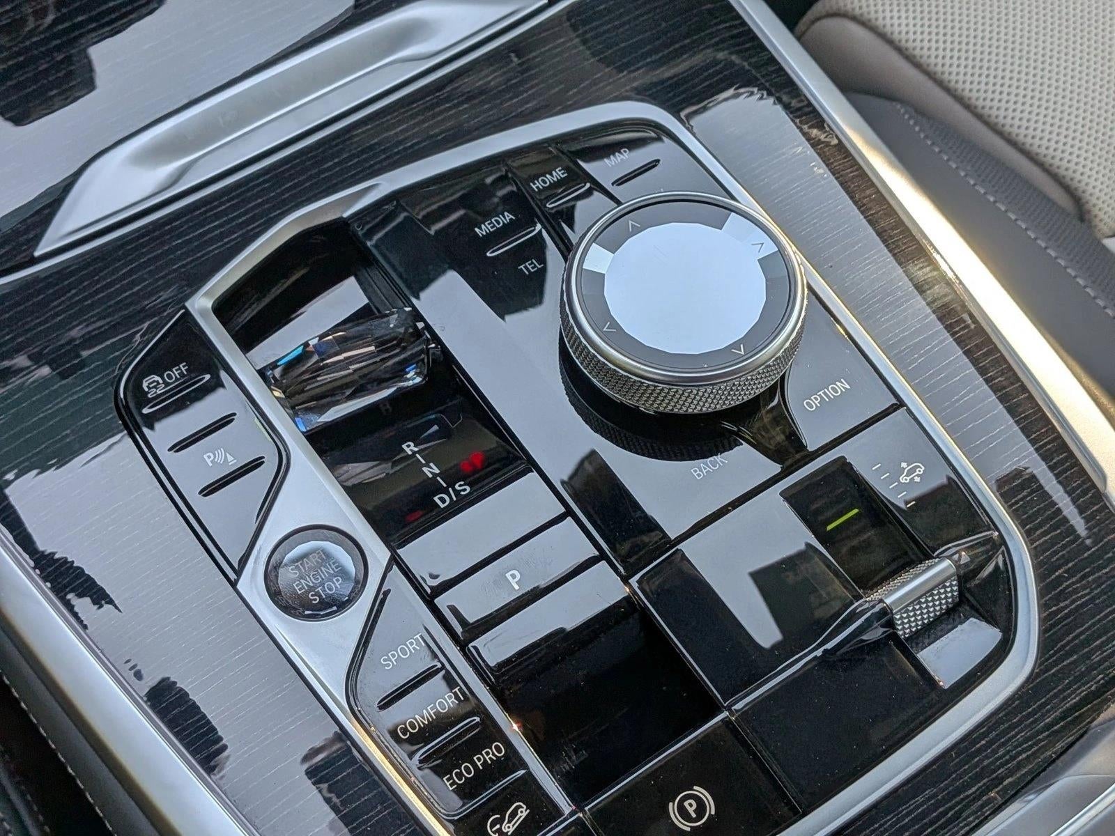 2024 BMW X7 M60i Sports Activity Vehicle
