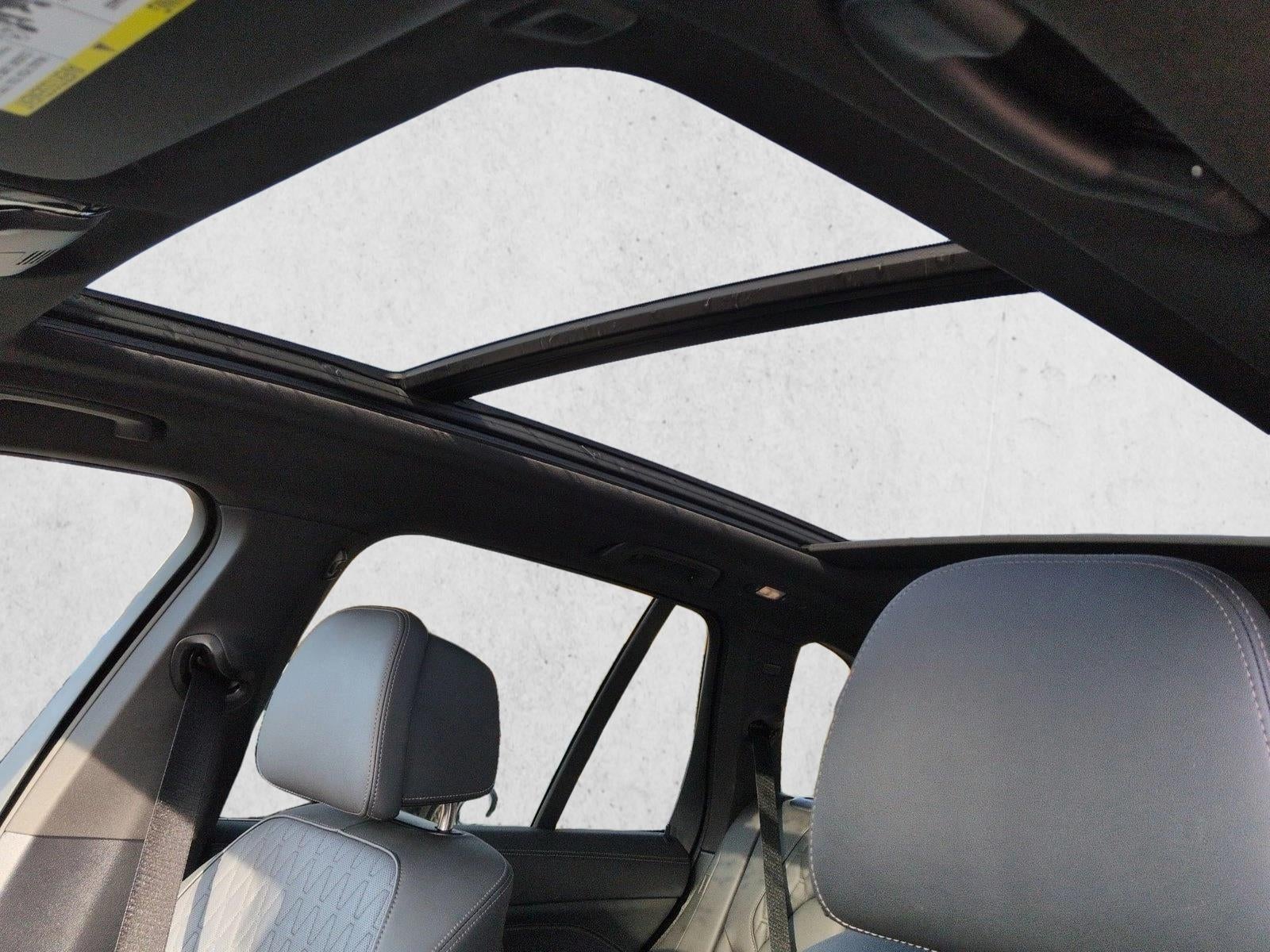 2025 BMW X5 xDrive50e Plug-In Hybrid