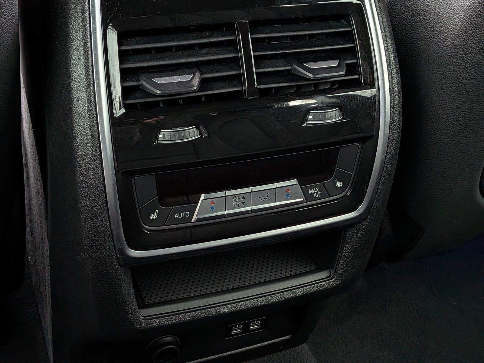 2025 BMW X5 xDrive50e Plug-In Hybrid