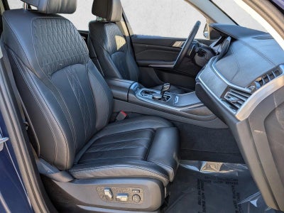 2022 BMW X7 xDrive40i Sports Activity Vehicle