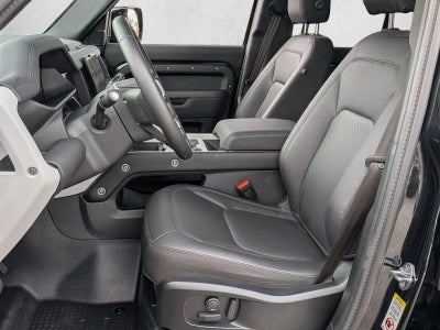 2025 Land Rover Defender 110 P300 S