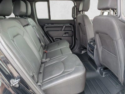 2025 Land Rover Defender 110 P300 S
