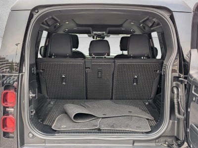 2025 Land Rover Defender 110 P300 S