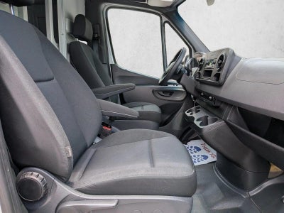 2021 Mercedes-Benz Sprinter Cargo Van 2500 High Roof I4 170" RWD