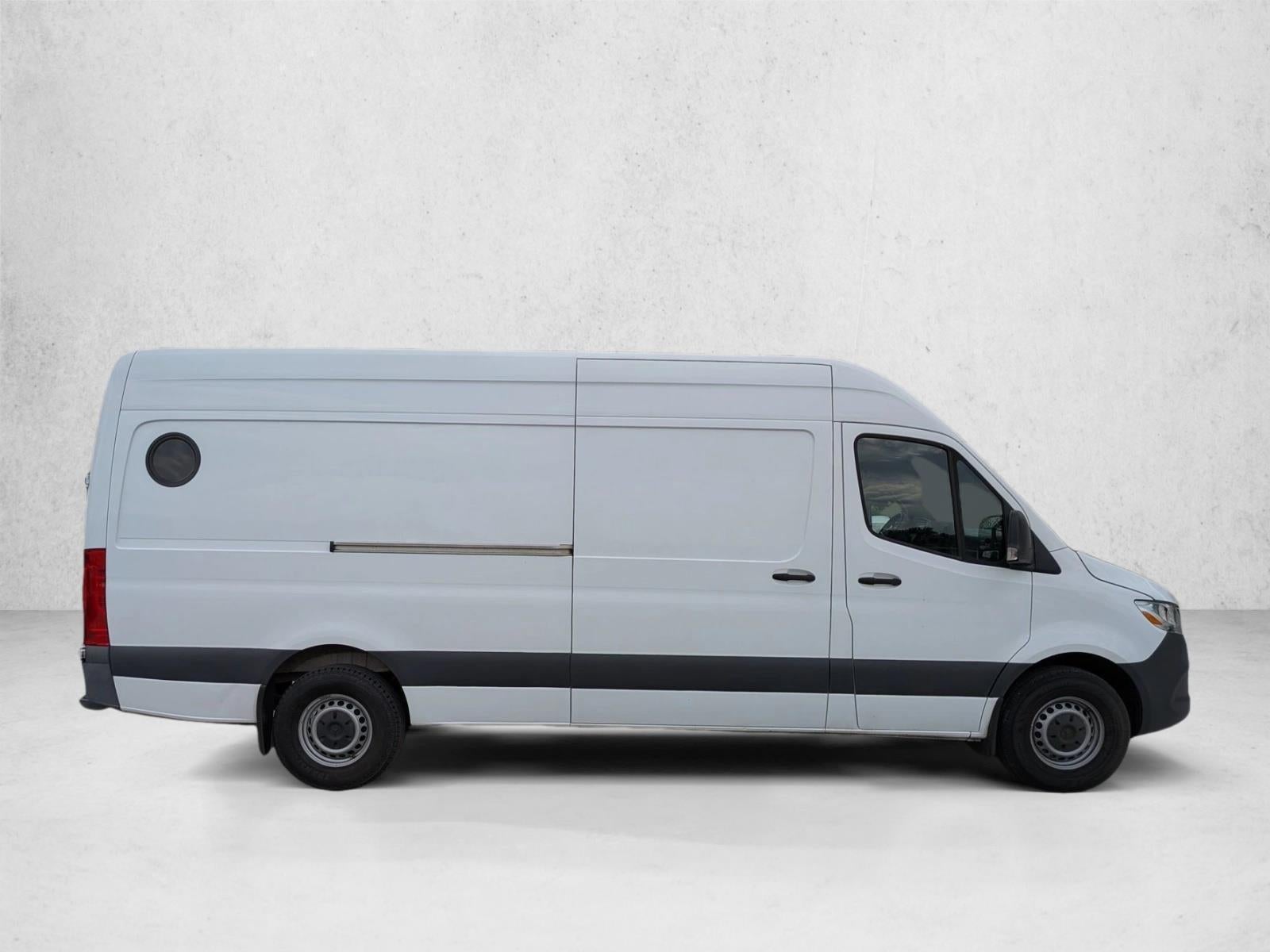 2021 Mercedes-Benz Sprinter Cargo Van 2500 High Roof I4 170" RWD