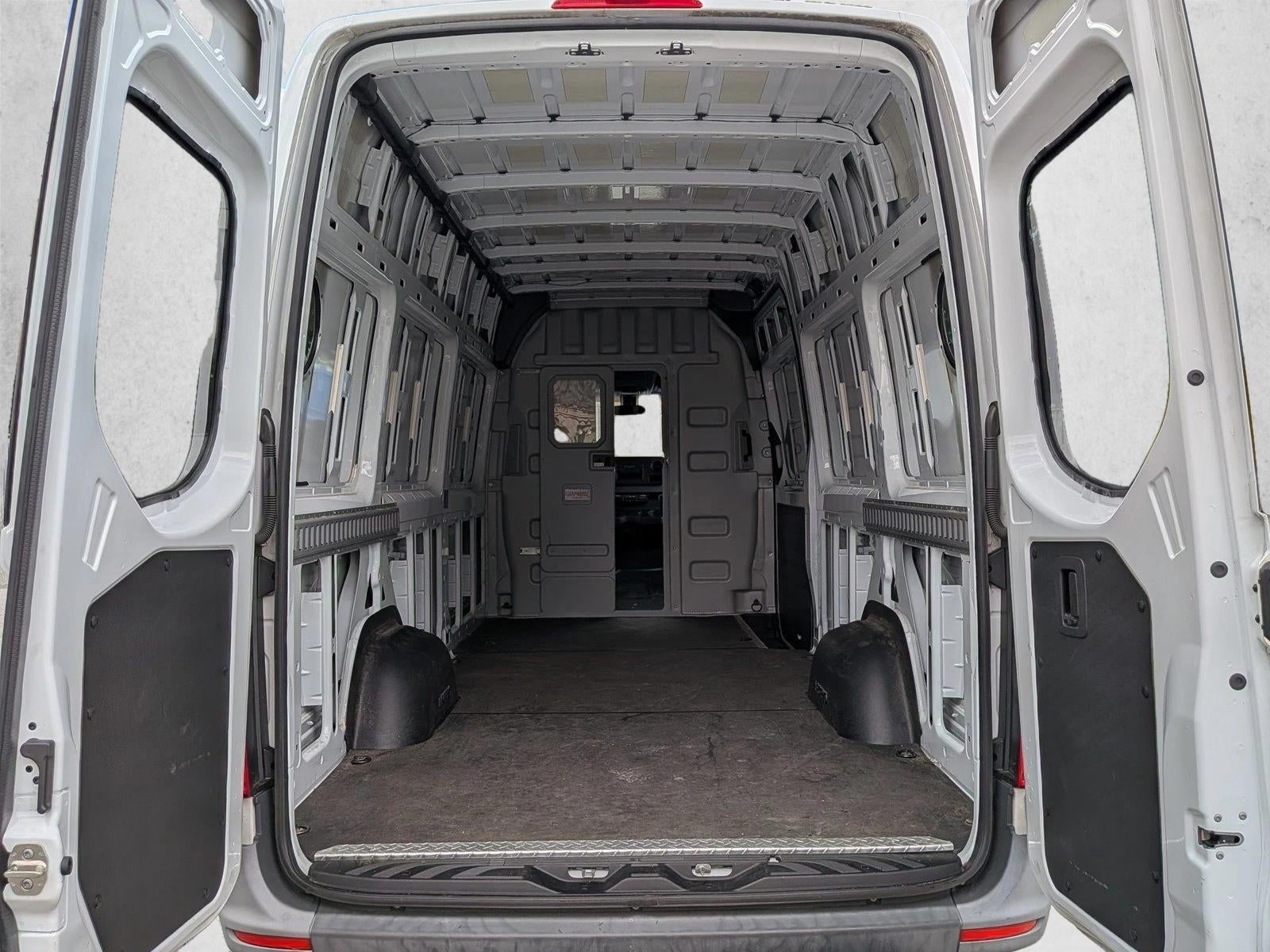 2021 Mercedes-Benz Sprinter Cargo Van 2500 High Roof I4 170" RWD