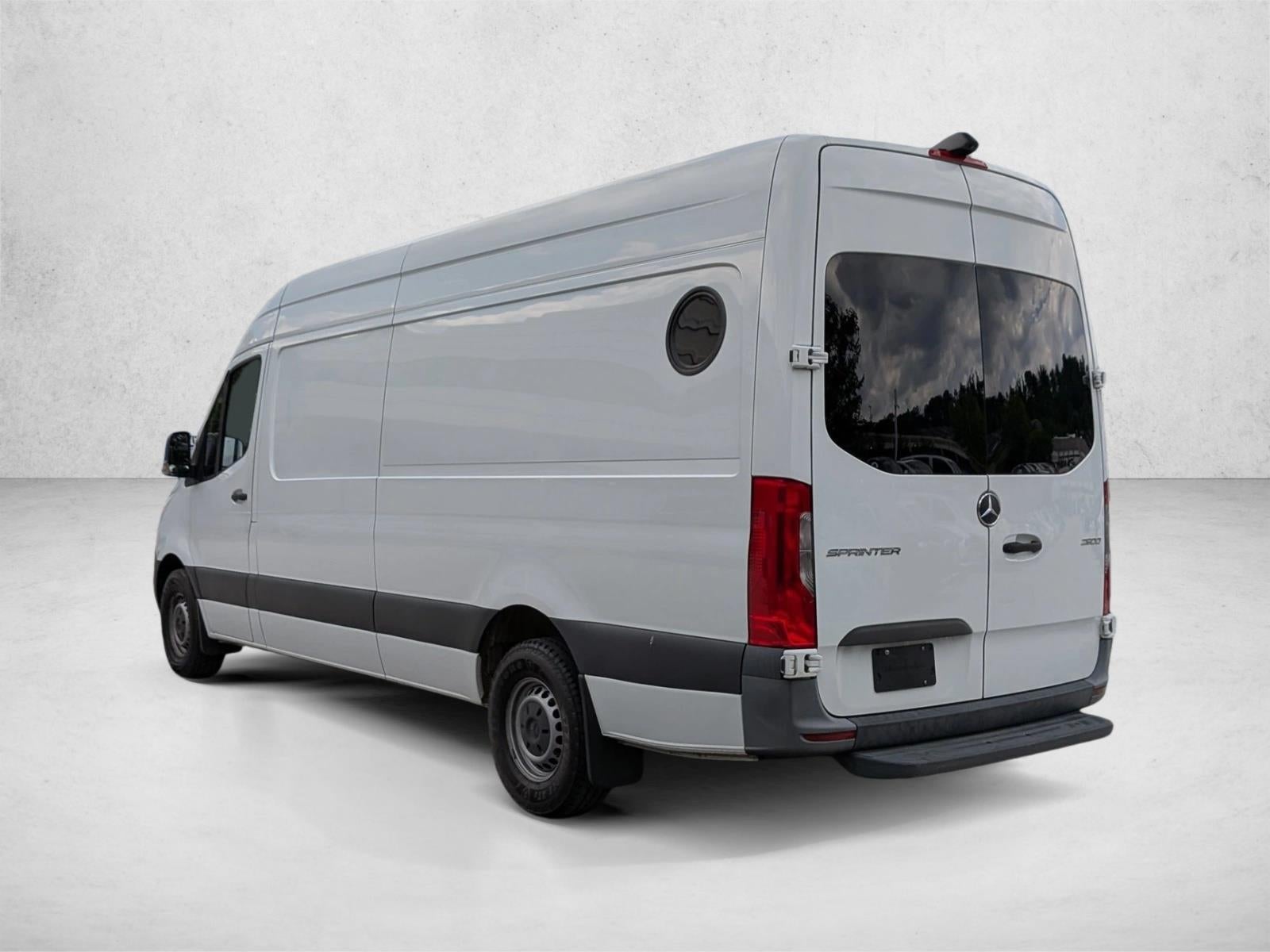 2021 Mercedes-Benz Sprinter Cargo Van 2500 High Roof I4 170" RWD
