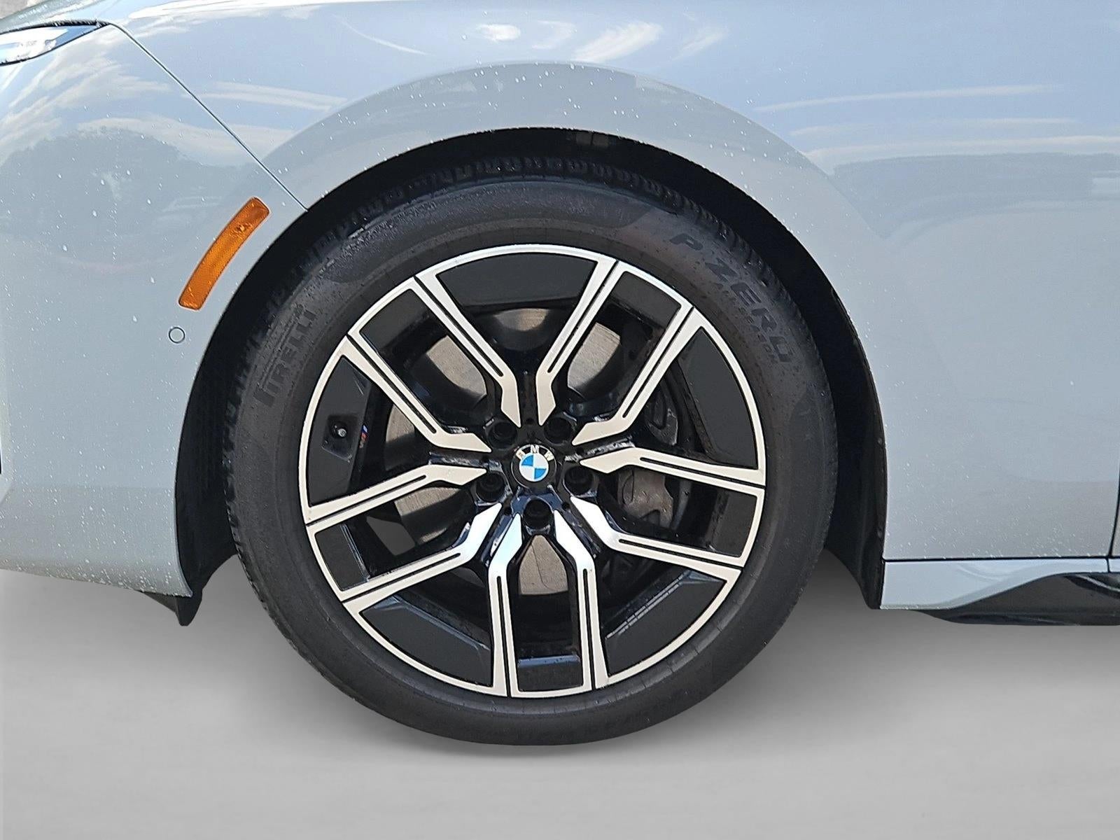 2024 BMW 740i xDrive Sedan