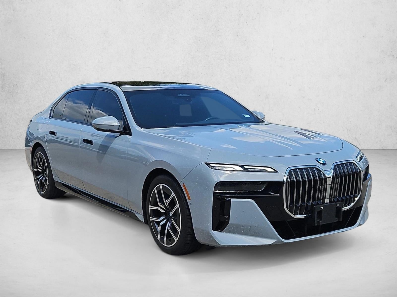 2024 BMW 740i xDrive Sedan